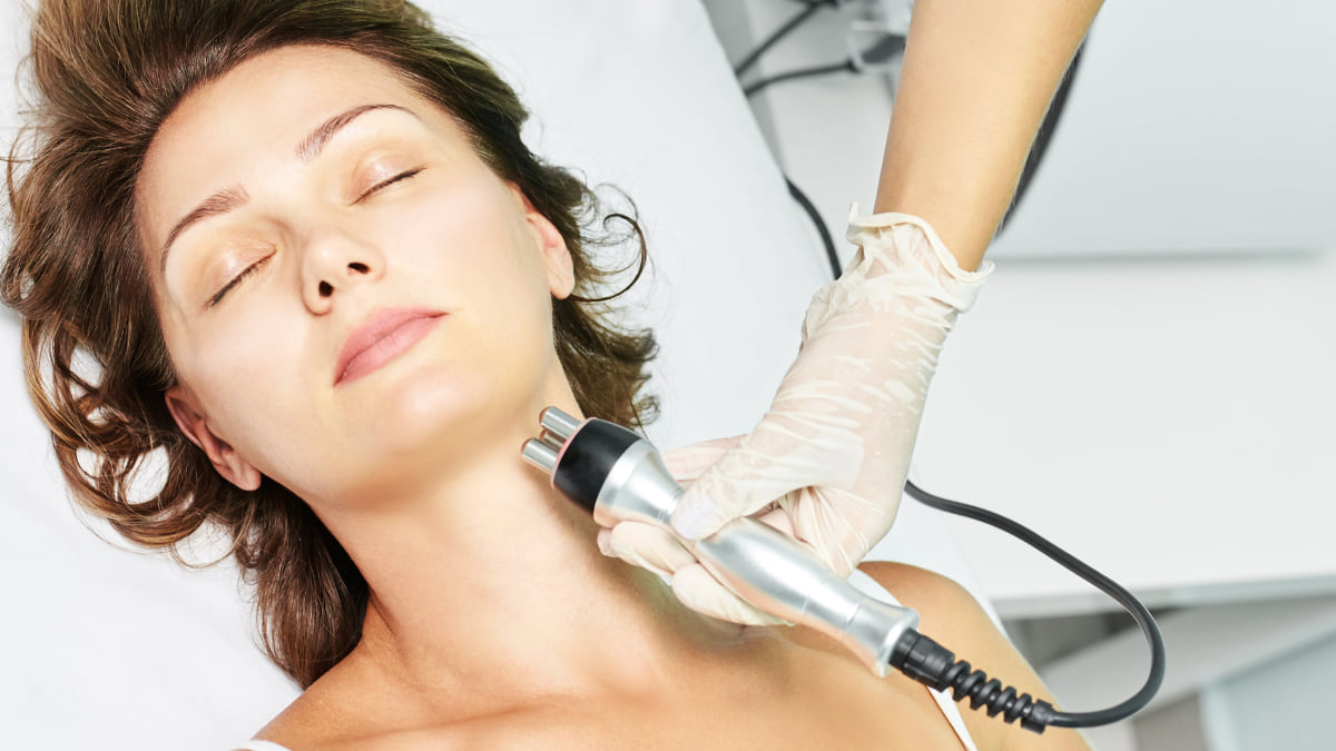 Radiofrecvența facială la Salon Glowartist